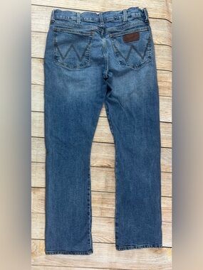 Mens Wrangler Retro Slim Boot Denim Blue Jeans Size 34x34